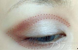 重欧美妆容视频,跟随热门视频打造时尚妆容