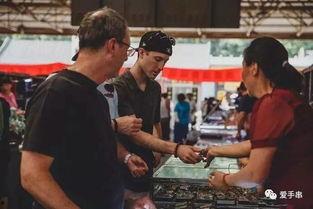 一个外国人吃瓜视频,趣味横生！